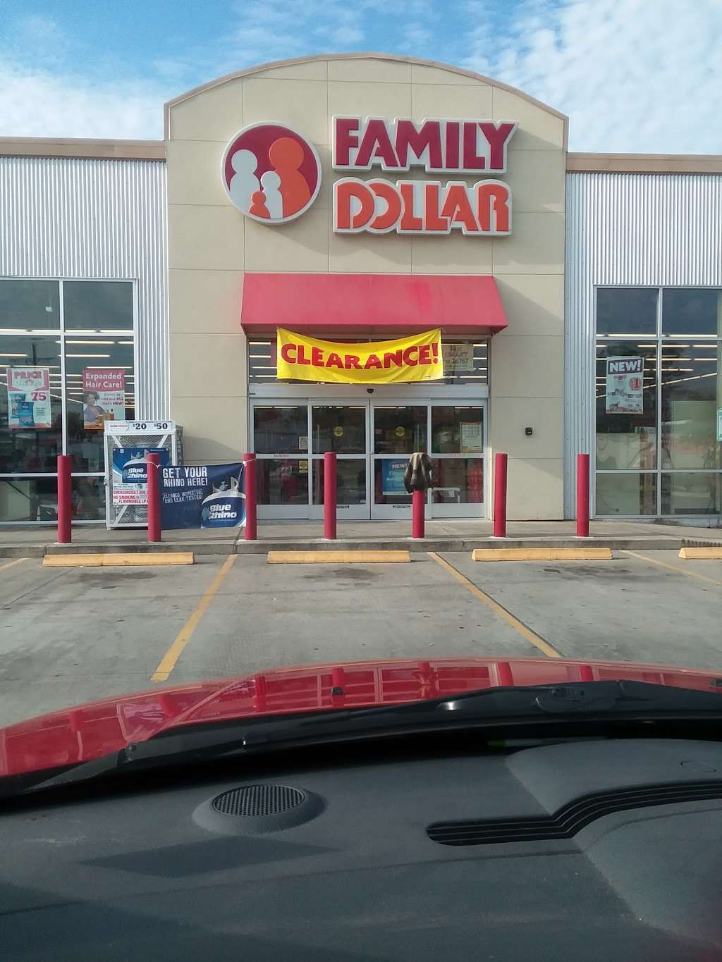 Family Dollar | 806 E Houston St, Cleveland, TX 77327, USA | Phone: (281) 432-1123