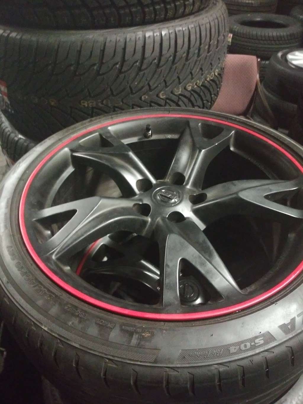 Latino Discount Tires | 1515 E Irving Blvd, Irving, TX 75060, USA | Phone: (972) 785-2000