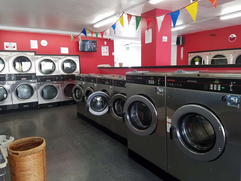 College Square Coin Laundry | 156 N Ashwood Ave, Ventura, CA 93003, USA | Phone: (805) 658-9912