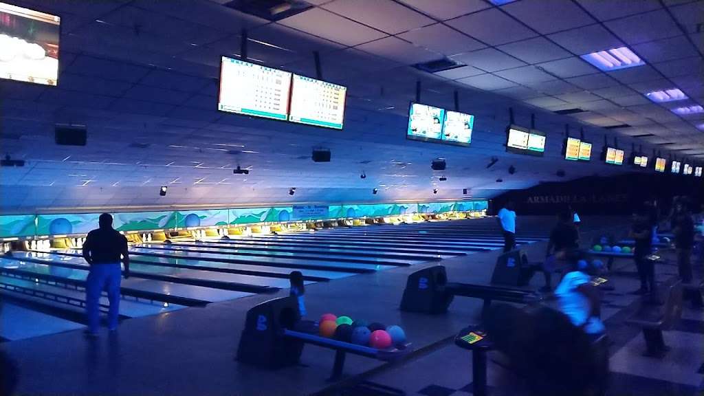 Armadilla Lanes II - bowling alley  | Photo 8 of 10 | Address: 10055 Fuqua St, Houston, TX 77089, USA | Phone: (713) 944-7100