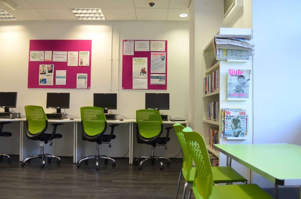 Thamesmere Library | Thamesmere Drive, London SE28 8DT, UK | Phone: 020 8310 4246