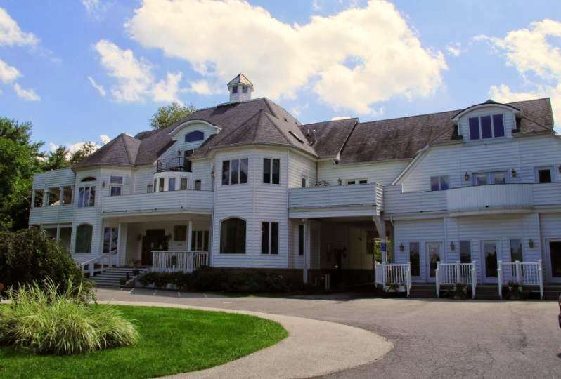 The Columbia Inn at Peralynna | 10605 MD-108, Columbia, MD 21044, USA | Phone: (410) 715-4600