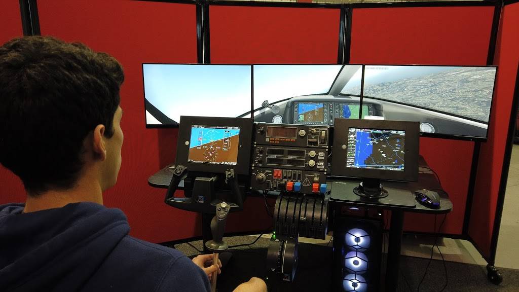 Sling Pilot Academy | 3401 Airport Dr, Torrance, CA 90505, USA | Phone: (424) 250-0648