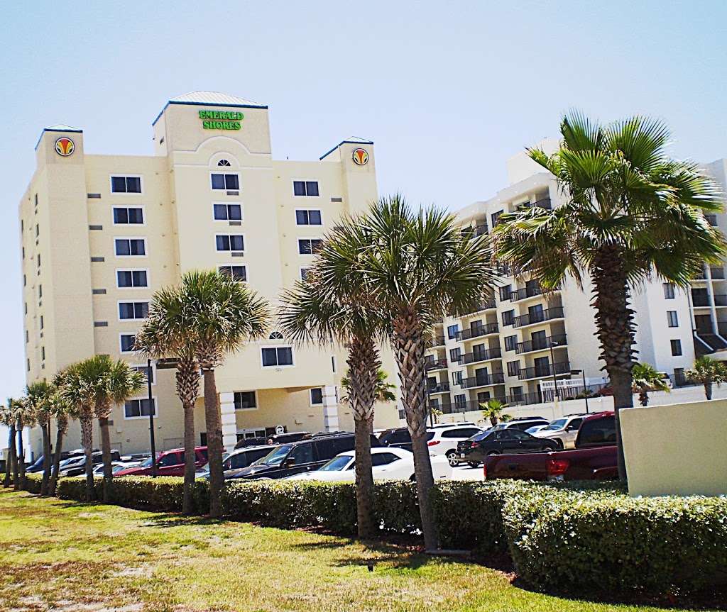 Emerald Shores Hotel | 2613 S Atlantic Ave, Daytona Beach, FL 32118 | Phone: (386) 872-4500