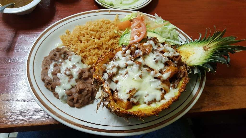 Los Tapatios | 1030 N Hwy 67, Cedar Hill, TX 75104, USA | Phone: (972) 637-4737