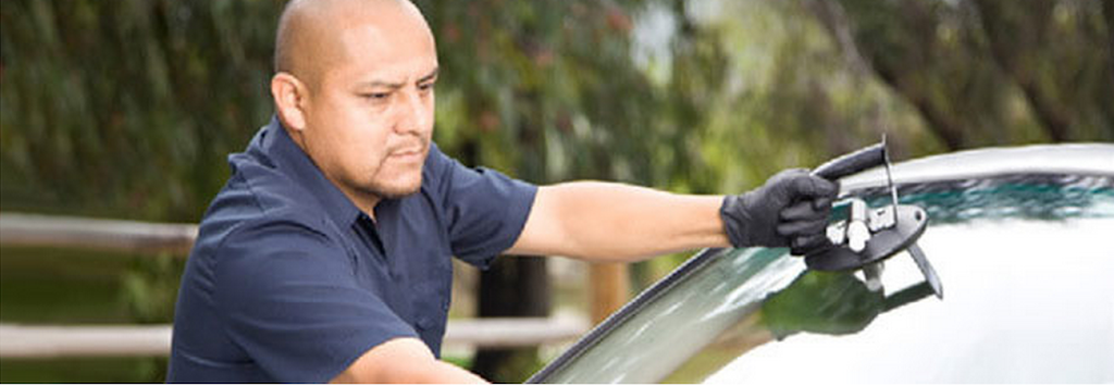 Franks Auto Glass Repair Chicago | 6341 S Wentworth Ave, Chicago, IL 60621, USA | Phone: (773) 488-7700