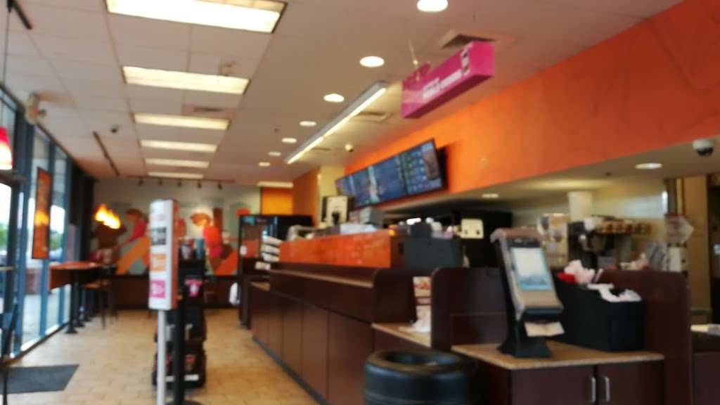 Dunkin Donuts | 44110 Ashburn Village Blvd #184, Ashburn, VA 20147 | Phone: (571) 442-8253