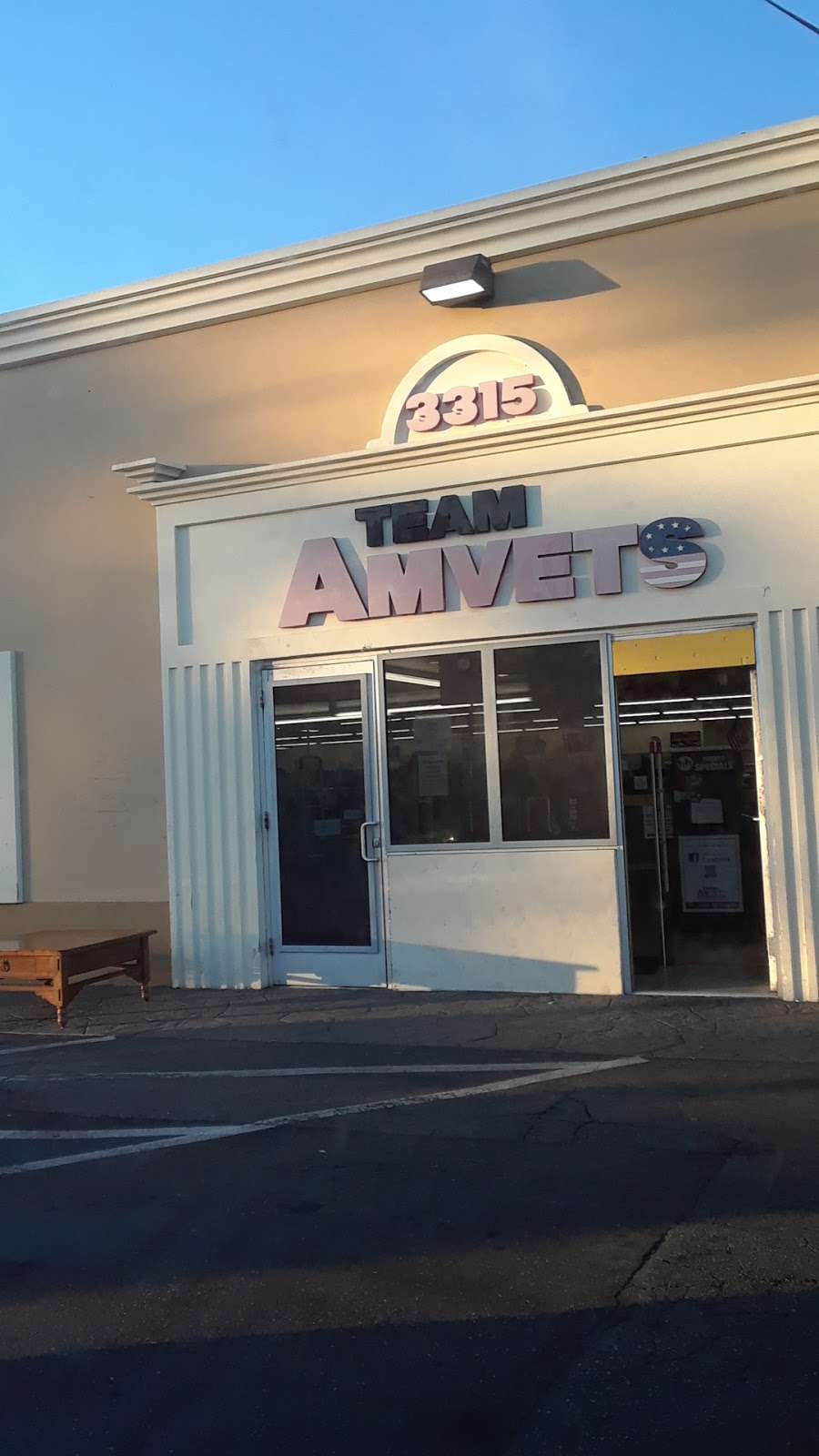 AMVETS Thrift Store | 3315 South St, Long Beach, CA 90805, USA | Phone: (562) 272-7300