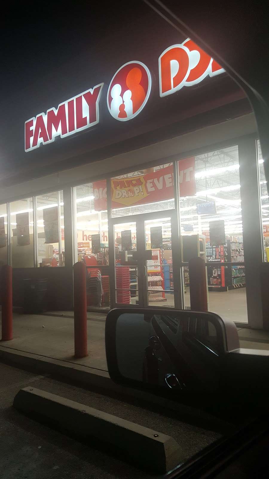 Family Dollar | 806 University Pkwy, University Park, IL 60484 | Phone: (708) 534-5502