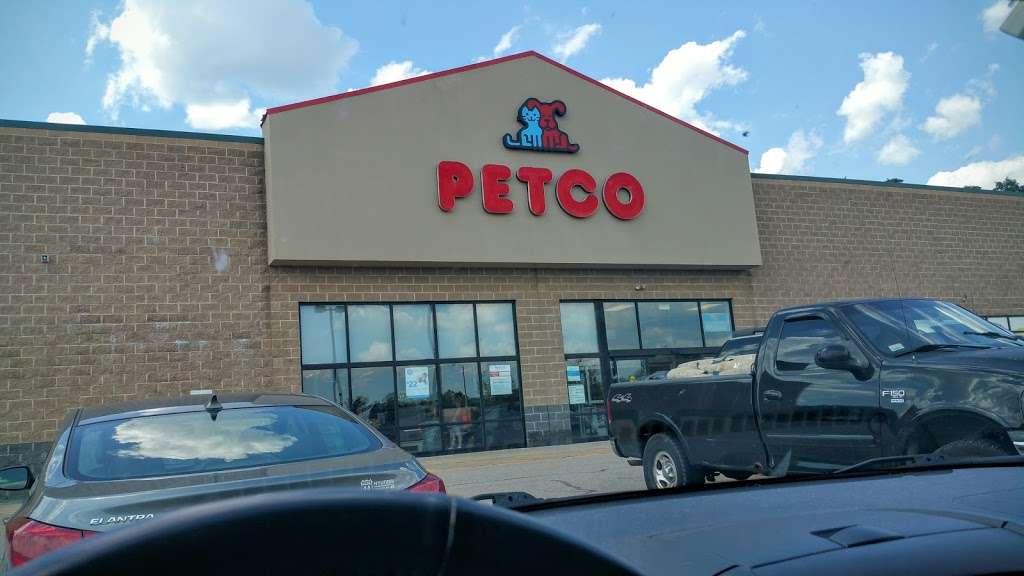 Petco | 65 Taunton Depot Dr, Taunton, MA 02780, USA | Phone: (508) 823-8084