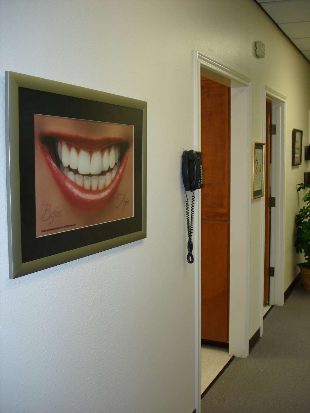 Dickinson Dental: Dr. Maxwell C. Elliott DDS | 1915 FM 517 Rd E, Dickinson, TX 77539 | Phone: (281) 534-7112