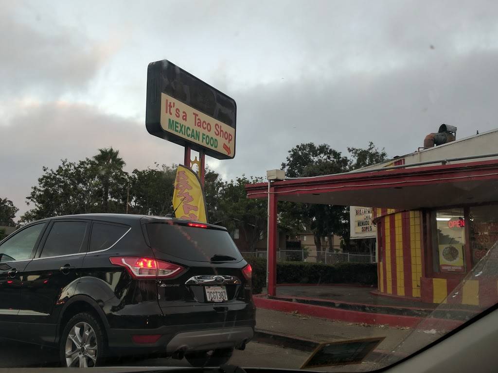 Its A Taco Shop Mexican Food | 3910 W Point Loma Blvd, San Diego, CA 92110, USA | Phone: (619) 223-6330