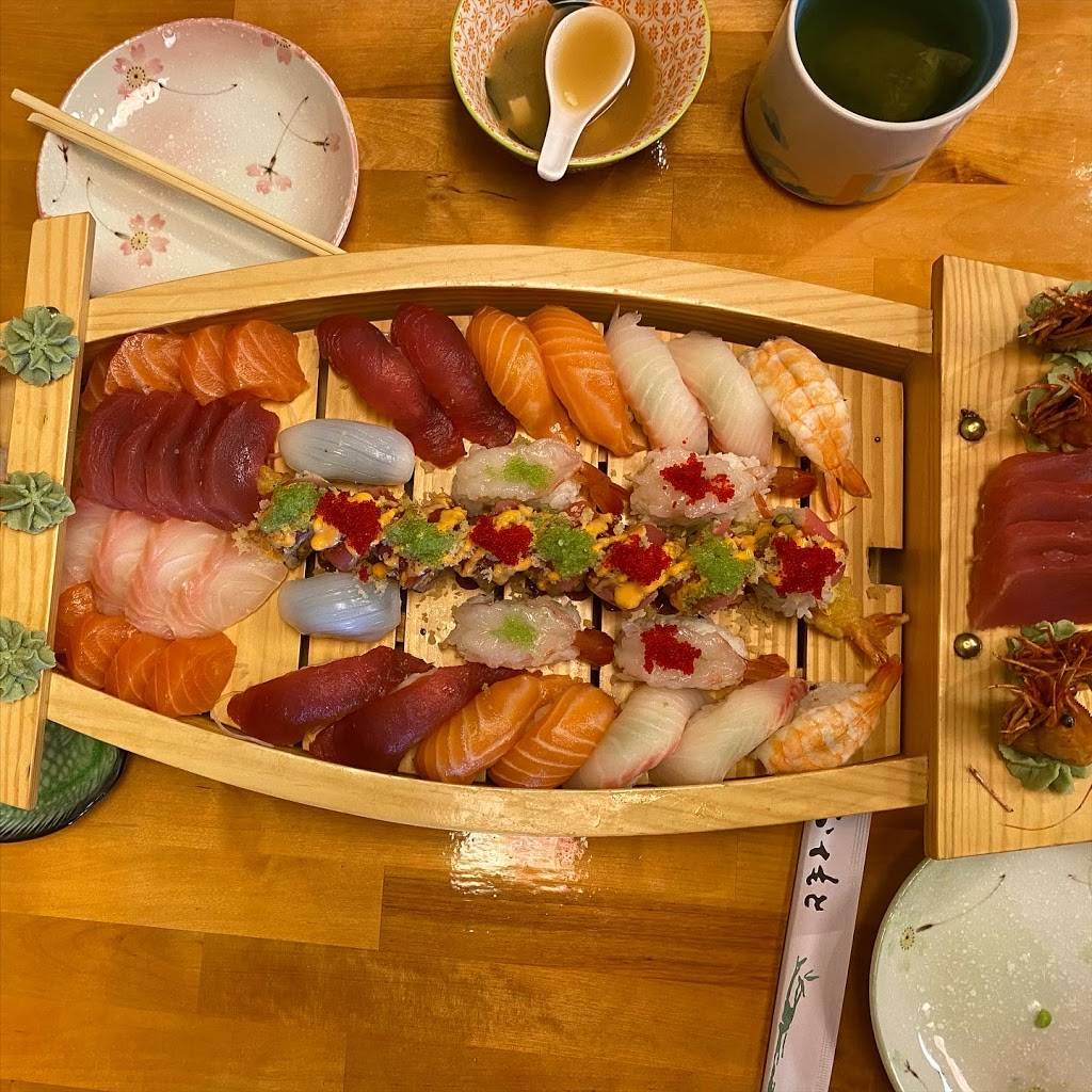 Amura Sushi Cafe | 4801 Shore Dr Ste. A-3, Virginia Beach, VA 23455, USA | Phone: (757) 755-3977