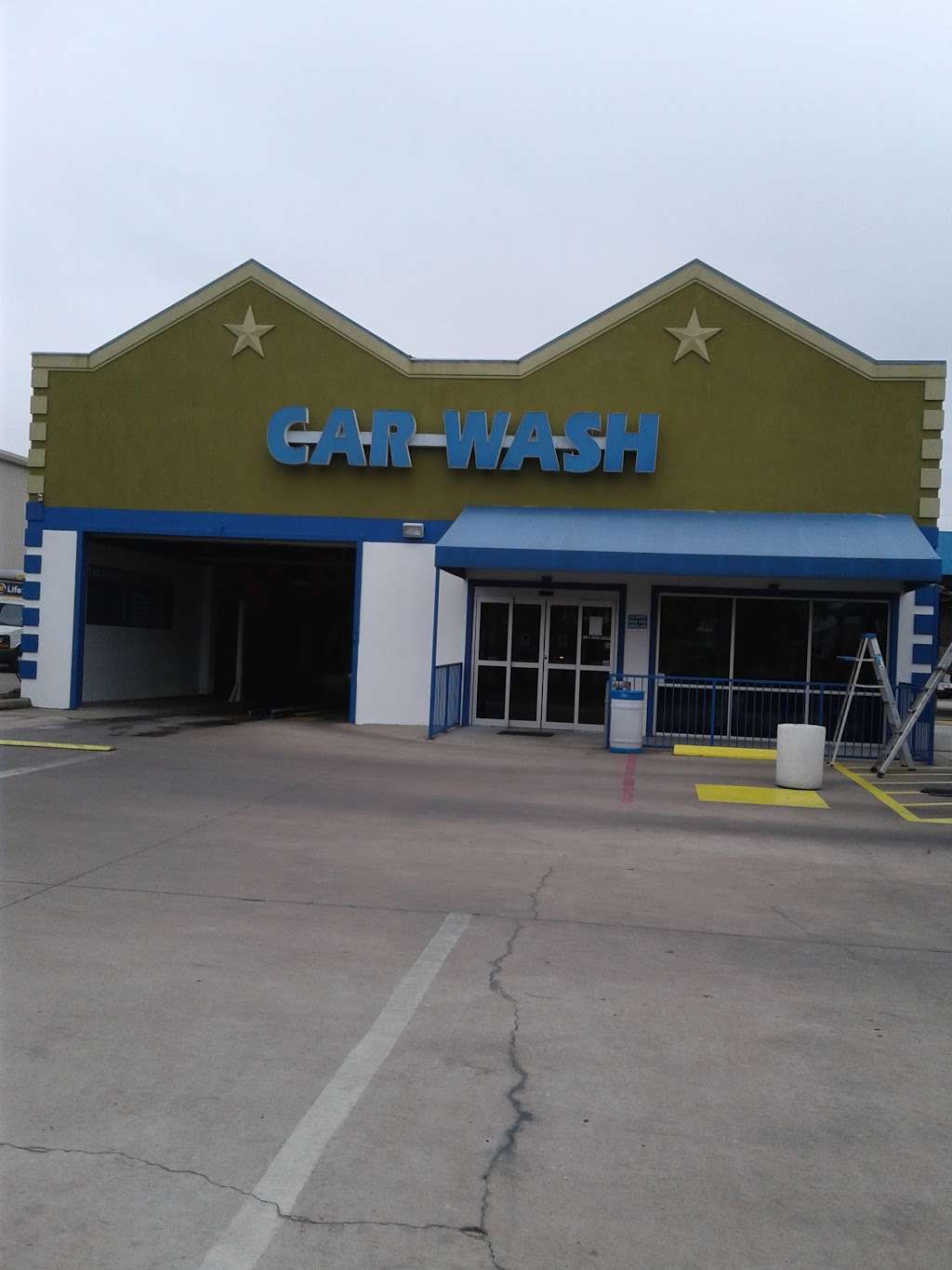 AJ Mr. Clean Car Wash & Lube Center | 12573 Richmond Ave, Houston, TX 77082, USA | Phone: (281) 589-2228