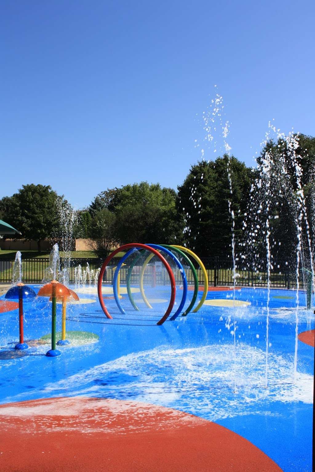 Moore Park Spray Ground | 877 Geneva Dr, Geneva, IL 60134, USA | Phone: (630) 232-4542