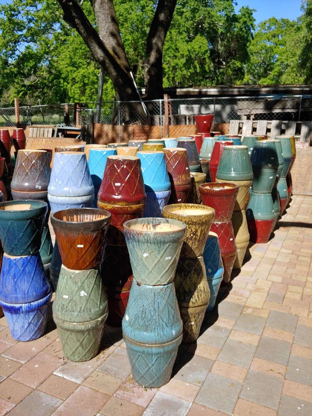 Pottery Paradise | 5930 Cherry Glen Rd, Vacaville, CA 95688, USA | Phone: (415) 368-2028