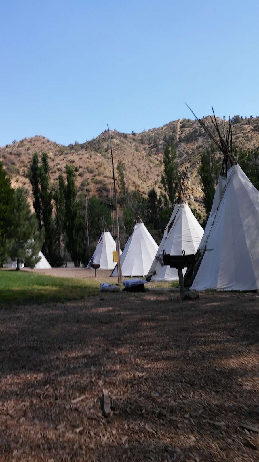 Paradise Springs - Big Rock Creek Campground | 18101 Paradise Dr, Valyermo, CA 93563 | Phone: (661) 944-9005