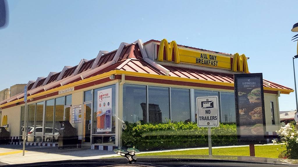McDonalds | 6440 W Banner St, Lodi, CA 95242, USA | Phone: (209) 334-9677