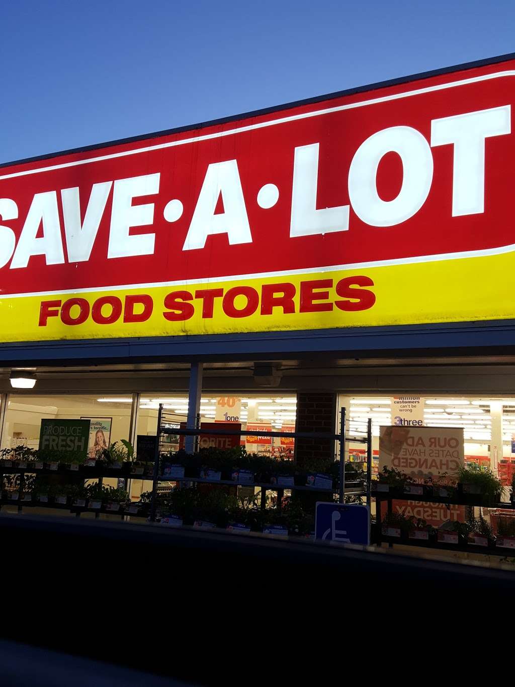 SaveALot 809 S Business Hwy 13, Lexington, MO 64067
