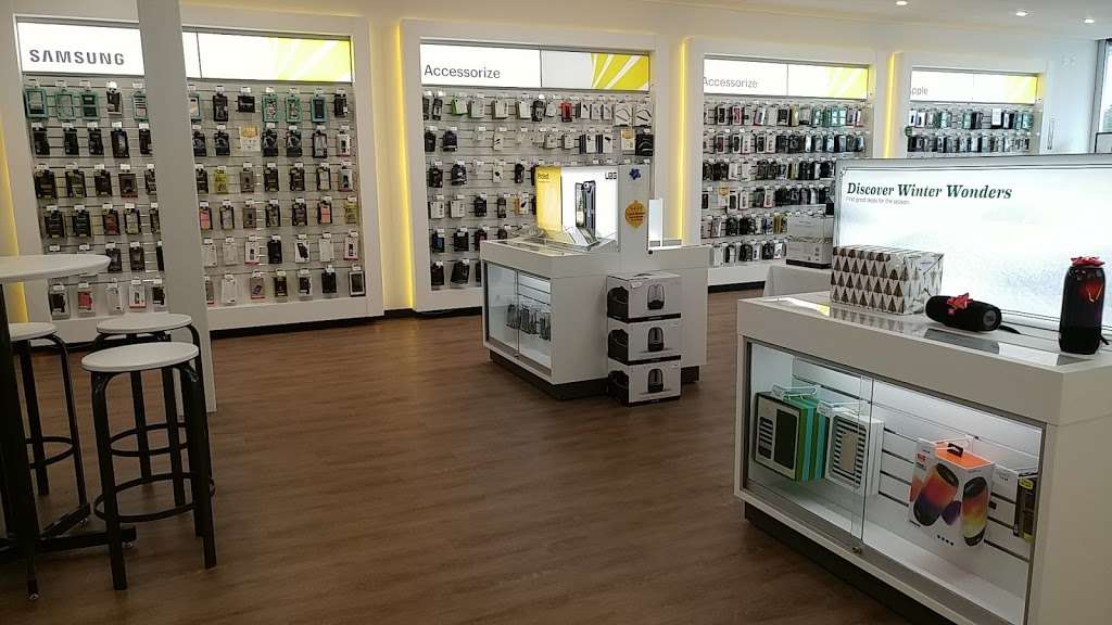 Sprint Store | 4057 Riley Fuzzel Rd Ste 200, Spring, TX 77386, USA | Phone: (832) 239-5637