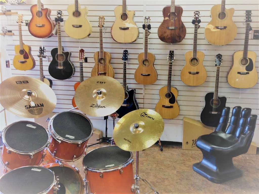 Mr. Cs Music | 505 Northboro Rd W, Marlborough, MA 01752 | Phone: (508) 481-4325