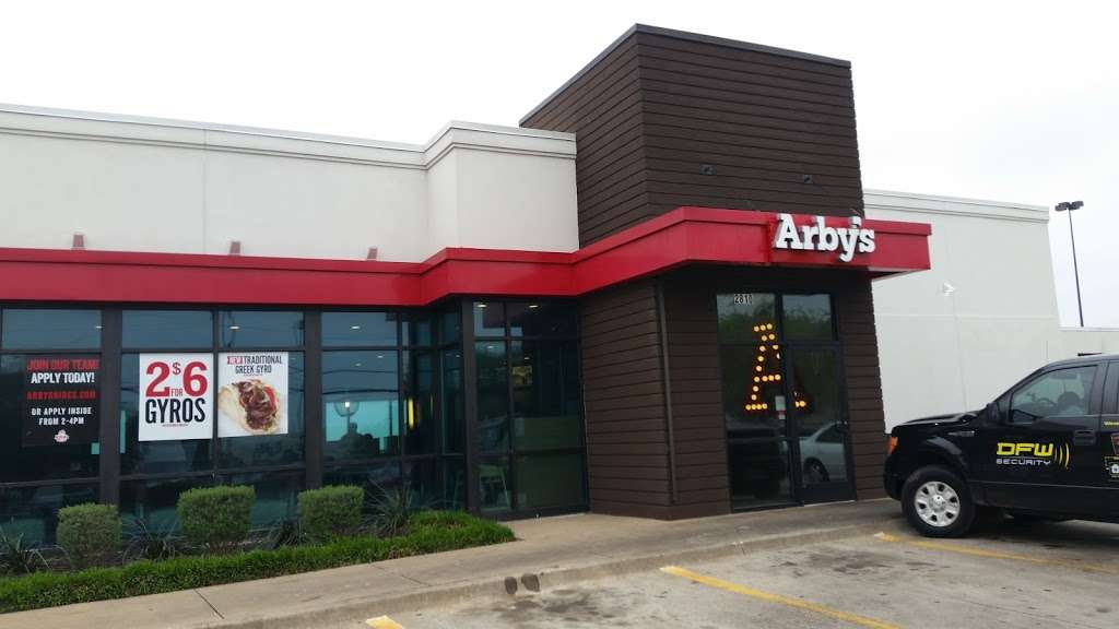 Arbys | 2810 W Wheatland Rd, Dallas, TX 75237, USA | Phone: (972) 283-4475