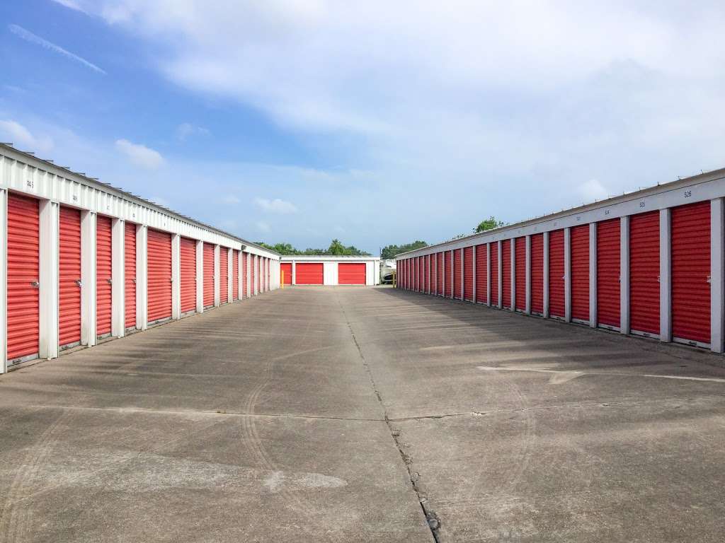 StorQuest Self Storage | 2300 Bay Area Blvd, Friendswood, TX 77546 | Phone: (281) 816-9390