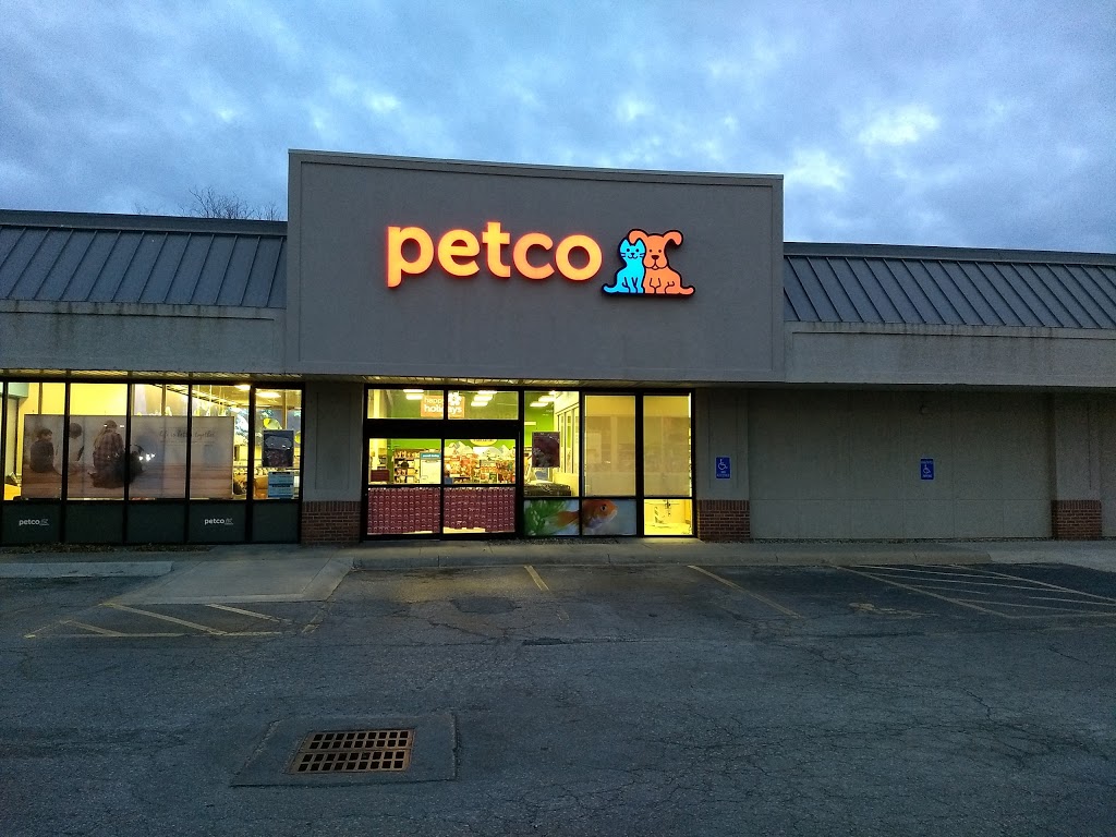 Petco | 3115 Iowa St, Lawrence, KS 66046, USA | Phone: (785) 865-2300