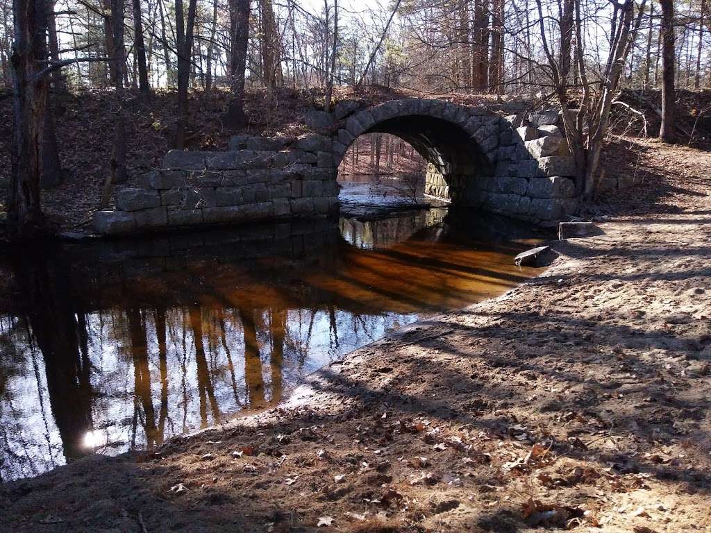 Arched Bridge Conservation Area | High St, Dunstable, MA 01827, USA