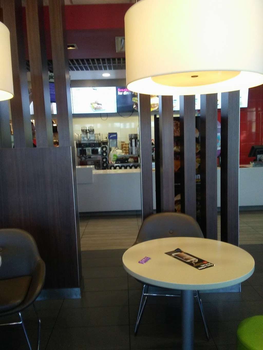 McDonalds | 3026 Hampton Rd, Dallas, TX 75212, USA | Phone: (214) 905-3985