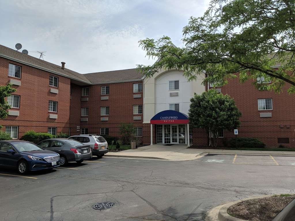 Candlewood Suites Chicago/Naperville | 27 West, 300 Warrenville Rd, Warrenville, IL 60555 | Phone: (630) 836-1650