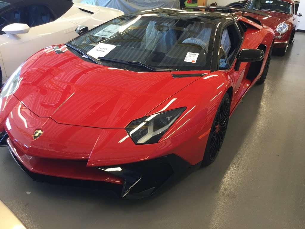 Lamborghini Charlotte | 6500 E Independence Blvd, Charlotte, NC 28212 | Phone: (980) 960-9562