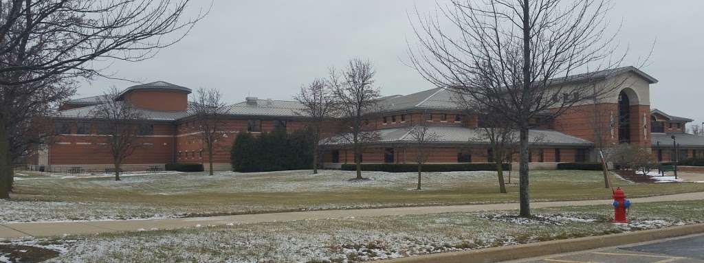 Woodland Middle School | 7000 W Washington St, Gurnee, IL 60031, USA | Phone: (847) 856-3400