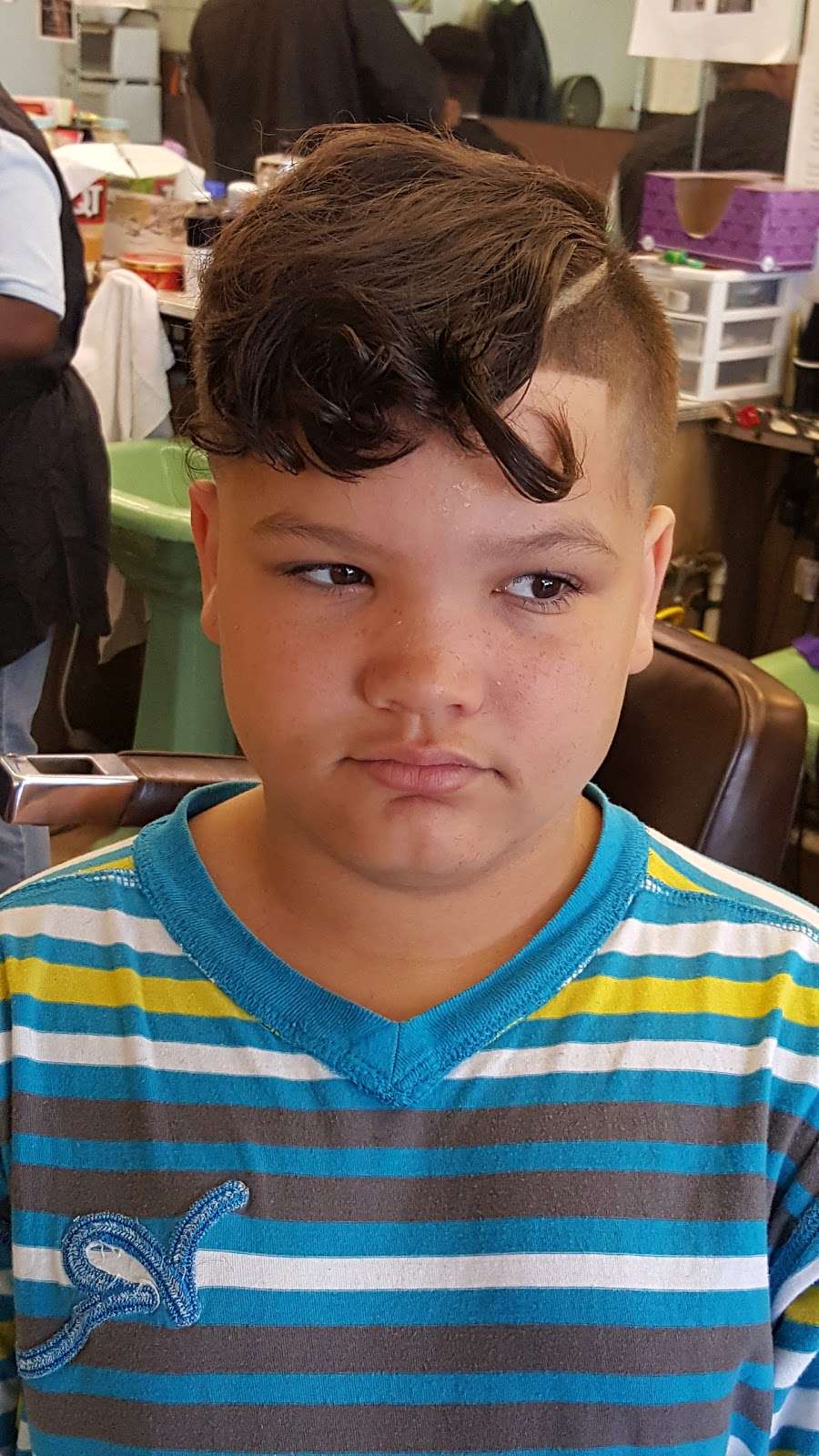 MOBLEY COMMUNITY BARBERSHOP | 2036 N Graham St, Charlotte, NC 28206, USA | Phone: (980) 209-1075
