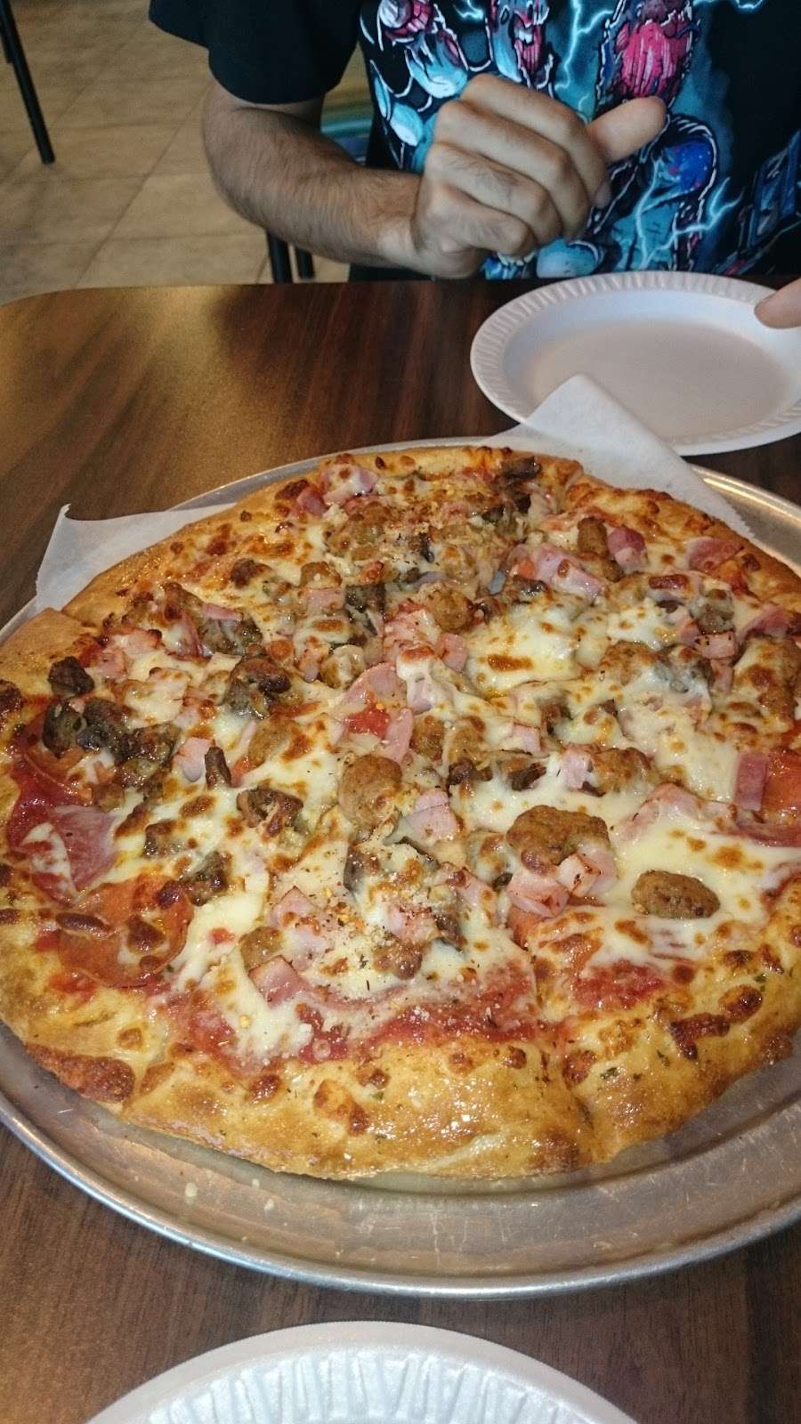 Marias Pizza & Burgers | 3811 N Fry Rd c, Katy, TX 77449, USA | Phone: (832) 974-4851