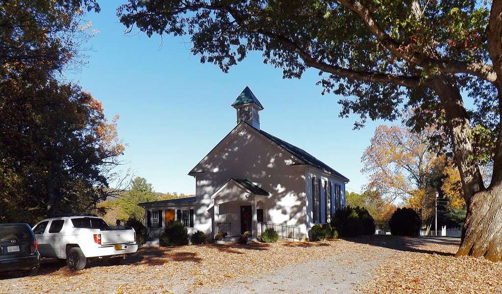 Willis Chapel | Huntly, VA 22640, USA