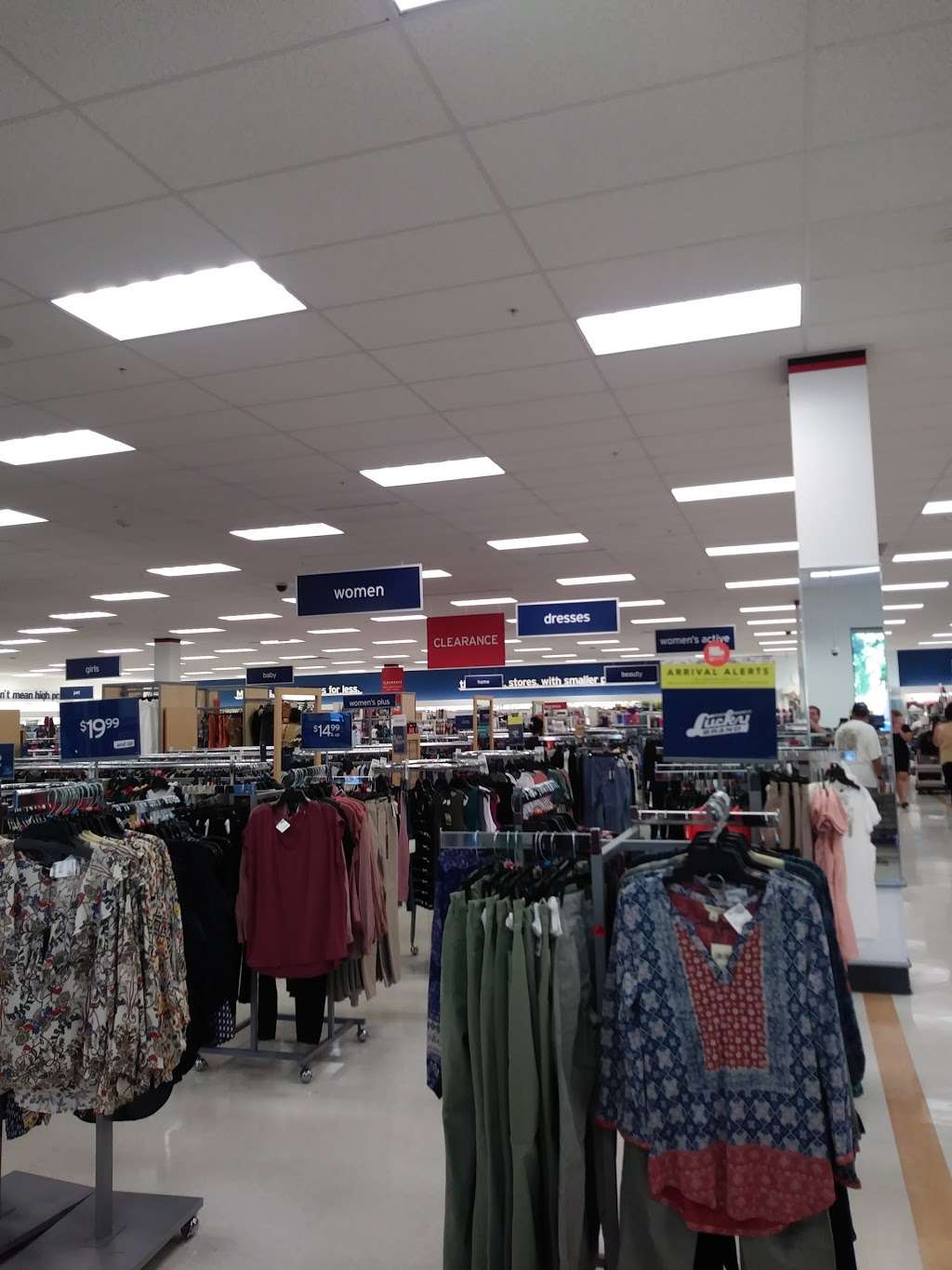 Marshalls | 3833 Grand Ave, Chino, CA 91710, USA | Phone: (909) 364-8210