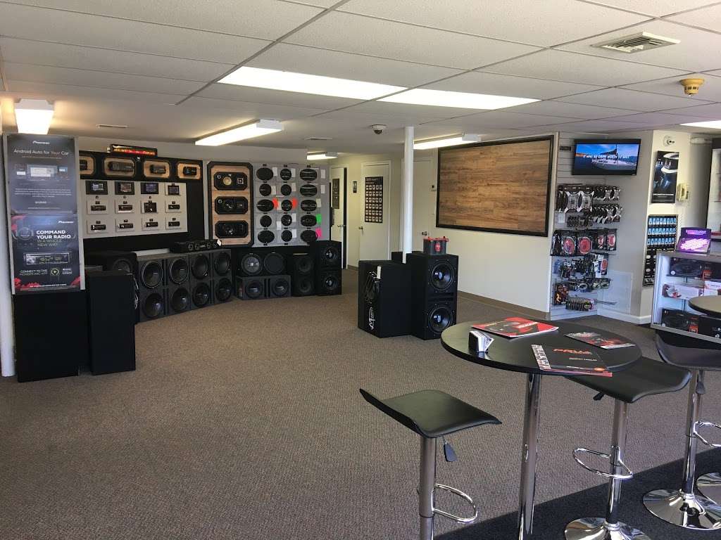 Revolution Audio | 6221 US-130, Pennsauken Township, NJ 08110, USA | Phone: (856) 665-5588