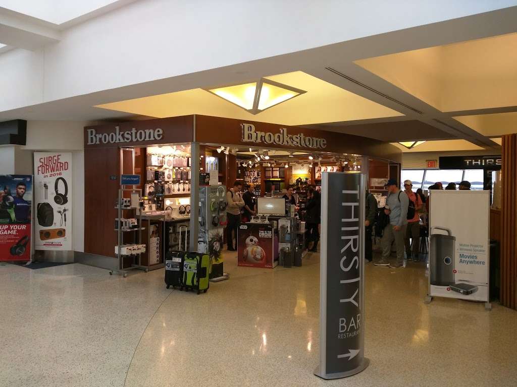Brookstone Terminal 7 | Terminal 7, Jamaica, NY 11430, USA