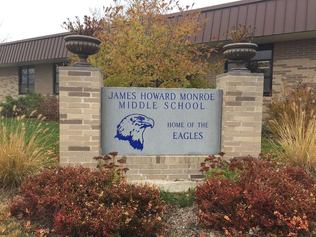James Howard Monroe Middle School | 1855 Manchester Rd, Wheaton, IL 60187 | Phone: (630) 682-2285