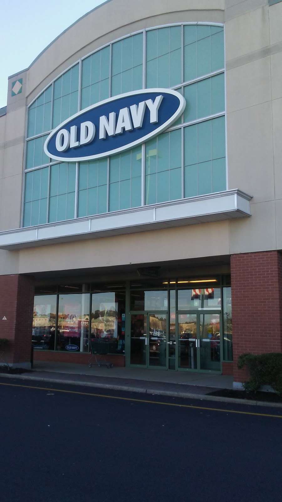 Old Navy | 250 Consumer Square, Mays Landing, NJ 08330 | Phone: (609) 641-1221