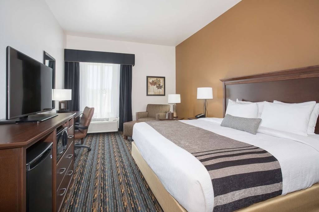 Best Western Plus Lincoln Inn & Suites | 2201 Wildcat Cir, Lincoln, NE 68521, USA | Phone: (402) 438-0088