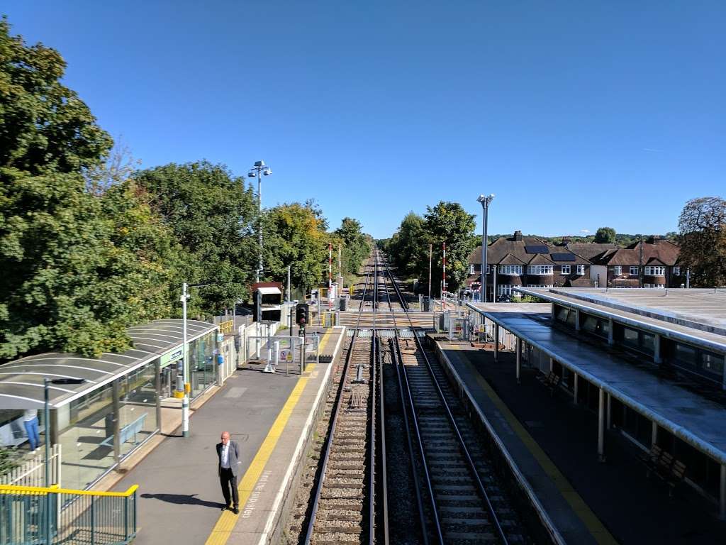 Ashtead Station | Ashtead KT21 2DR, UK