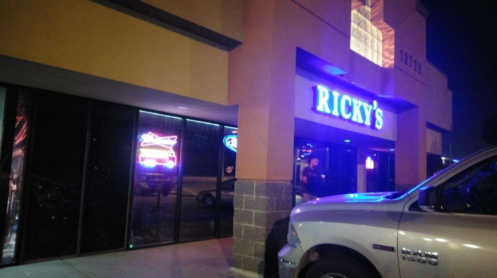 Rickys Bar | 13728 Hesperia Rd #12, Victorville, CA 92395, USA | Phone: (760) 951-5400