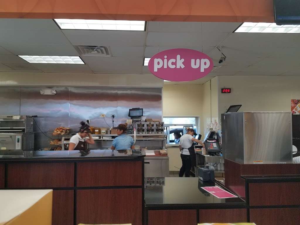 Dunkin Donuts | 801 E Dundee Rd, Palatine, IL 60074 | Phone: (847) 359-6599