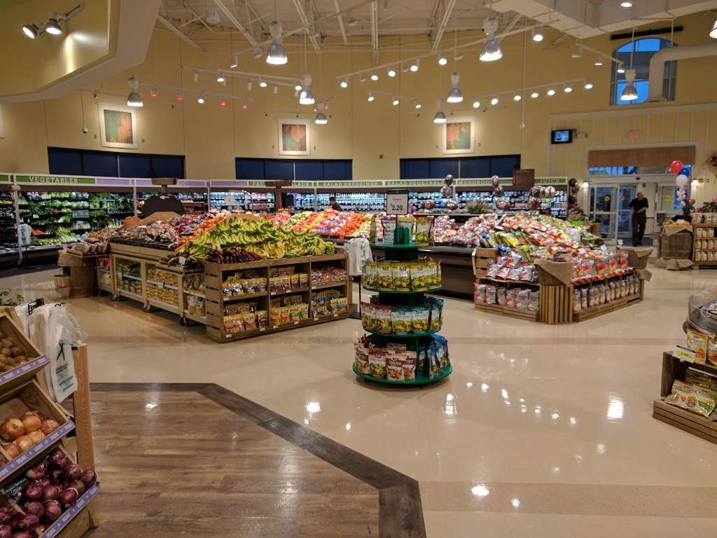 Lowes Foods | 125 Center Square Dr, Mooresville, NC 28117, USA | Phone: (704) 660-9594