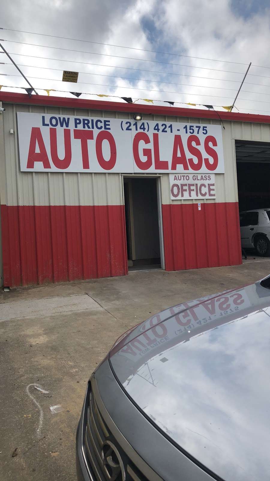 Faith Auto Glass | 5301 S 2nd Ave, Dallas, TX 75210, USA | Phone: (214) 421-1575