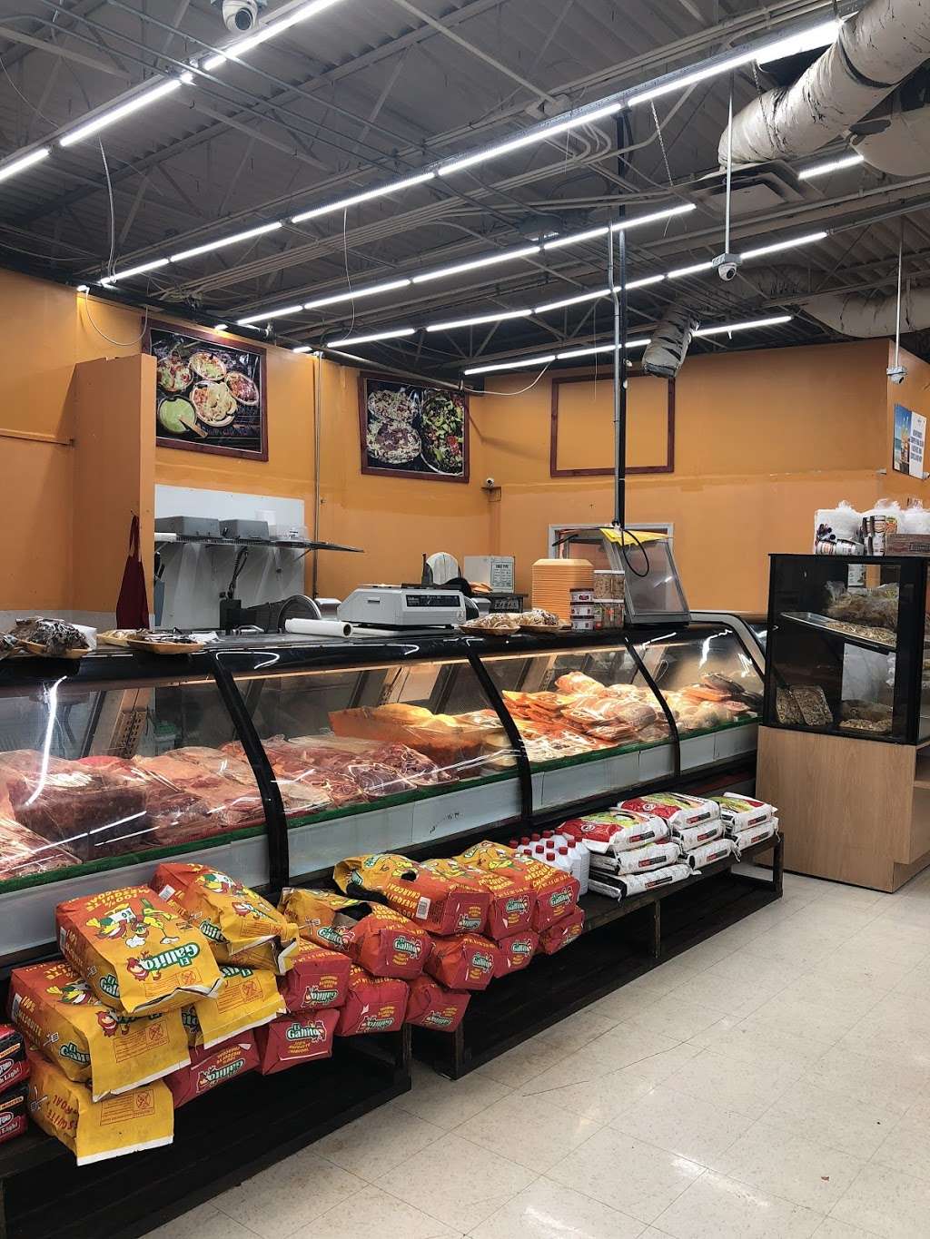 CARNICERIA EL MERCADO | 7857 N Michigan Rd, Indianapolis, IN 46268 | Phone: (317) 334-0554