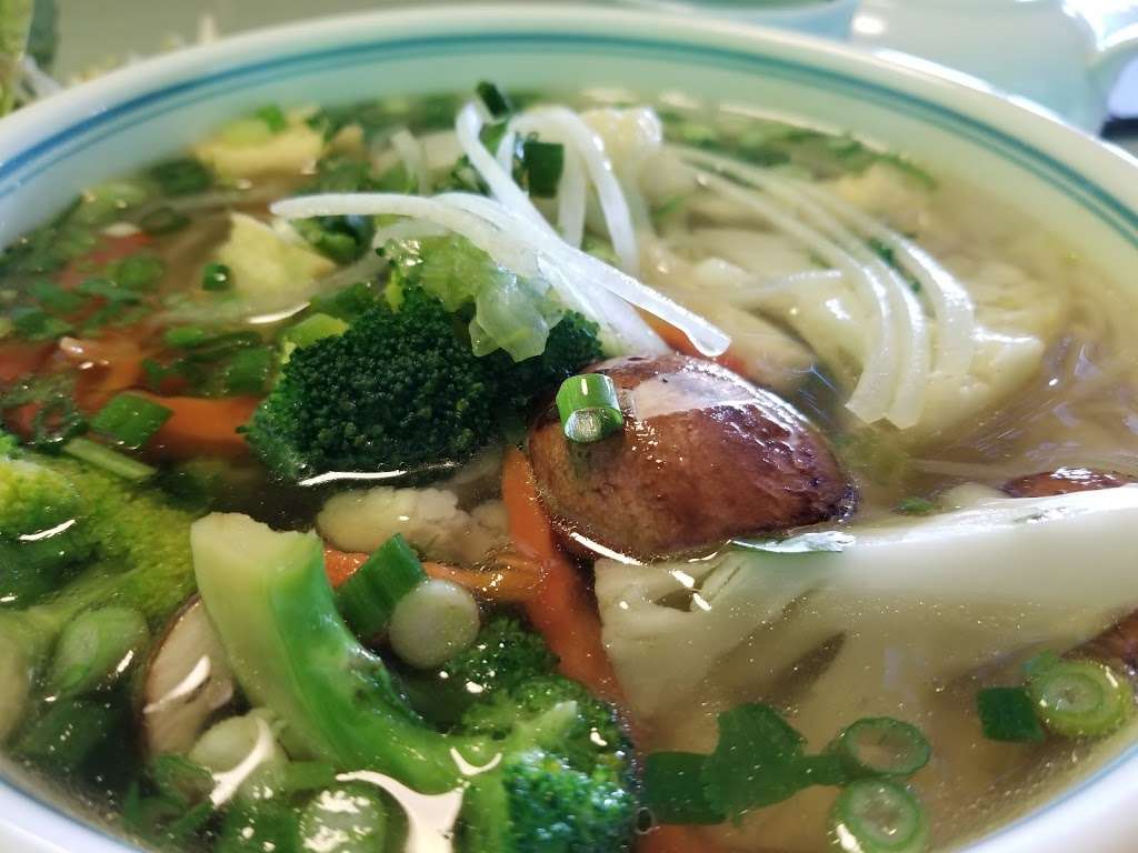 Asian Cuisine & Vietnamese Noodle House | 1627 Coalton Rd, Superior, CO 80027, USA | Phone: (303) 494-0199