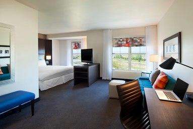 Aloft Silicon Valley | 8200 Gateway Blvd, Newark, CA 94560 | Phone: (510) 494-8800